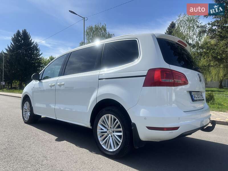 Мінівен Volkswagen Sharan 2015 в Ковелі
