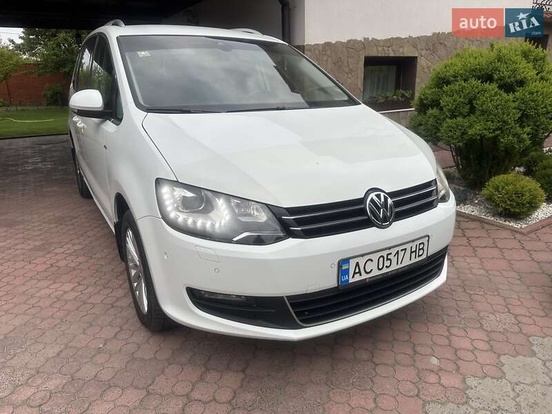 Мінівен Volkswagen Sharan 2015 в Ковелі