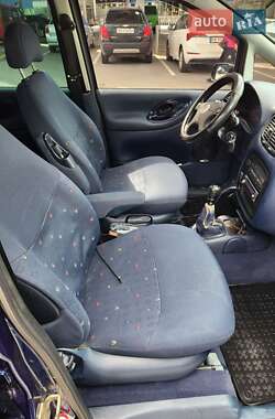 Мінівен Volkswagen Sharan 2000 в 