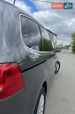 Мінівен Volkswagen Sharan 2011 в 