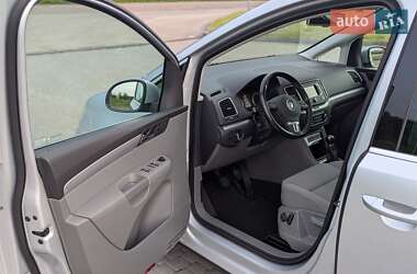 Минивэн Volkswagen Sharan 2011 в 