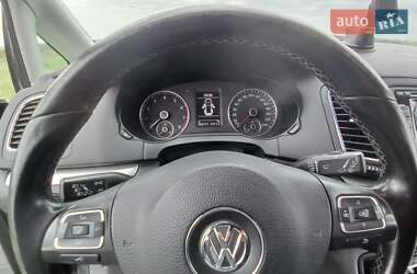 Мінівен Volkswagen Sharan 2011 в 