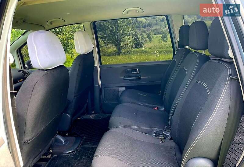 Минивэн Volkswagen Sharan 2004 в Ахтырке