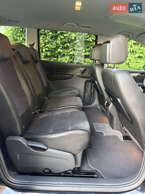 Мінівен Volkswagen Sharan 2015 в Одесі