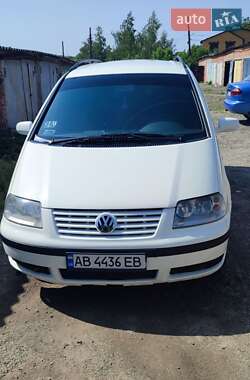 Минивэн Volkswagen Sharan 2001 в 
