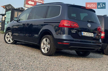Минивэн Volkswagen Sharan 2012 в 
