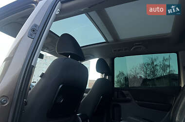 Минивэн Volkswagen Sharan 2012 в 