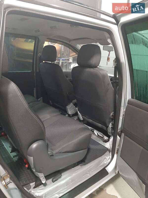 Минивэн Volkswagen Sharan 2003 в Ивано-Франковске