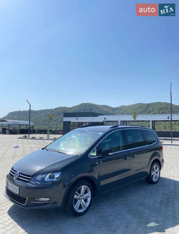 Минивэн Volkswagen Sharan 2012 в Ужгороде