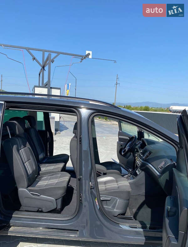 Минивэн Volkswagen Sharan 2012 в Ужгороде
