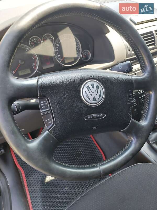 Минивэн Volkswagen Sharan 2006 в Харькове
