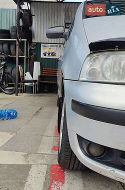 Минивэн Volkswagen Sharan 2000 в 