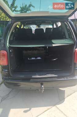 Минивэн Volkswagen Sharan 2001 в 