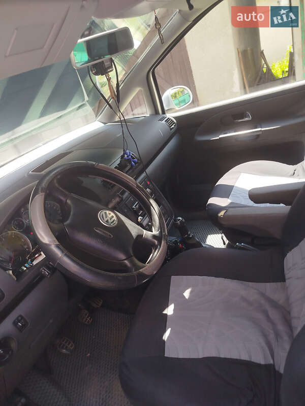 Минивэн Volkswagen Sharan 2007 в Иршаве