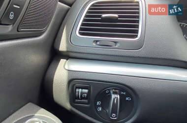 Минивэн Volkswagen Sharan 2012 в 