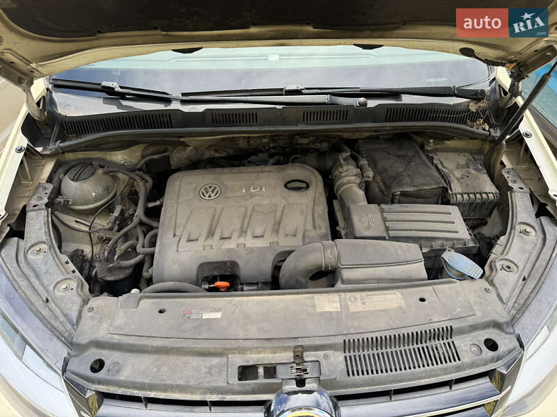 Мінівен Volkswagen Sharan 2011 в Києві