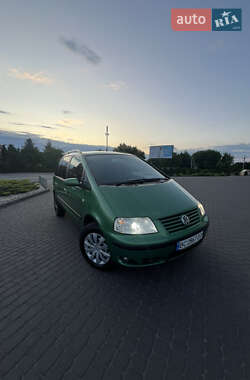Минивэн Volkswagen Sharan 2003 в Хмельницком