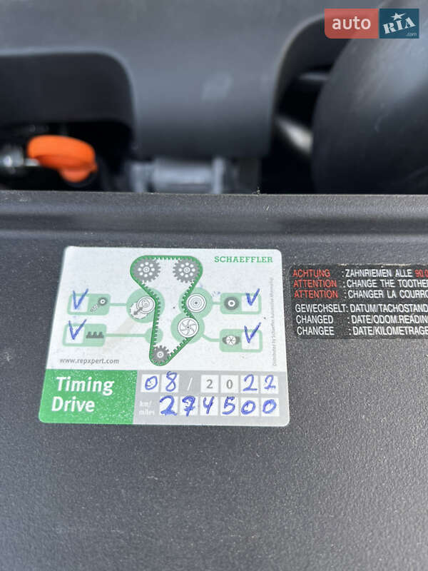 Минивэн Volkswagen Sharan 2012 в Черновцах