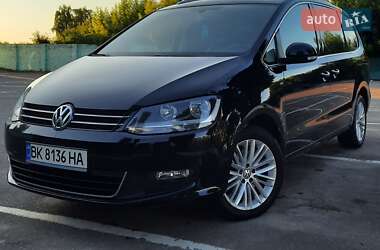 Минивэн Volkswagen Sharan 2015 в Дубно