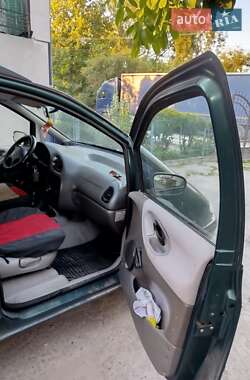 Минивэн Volkswagen Sharan 1996 в 