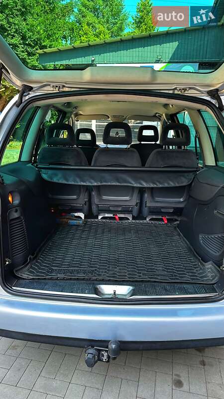 Мінівен Volkswagen Sharan 2002 в Умані