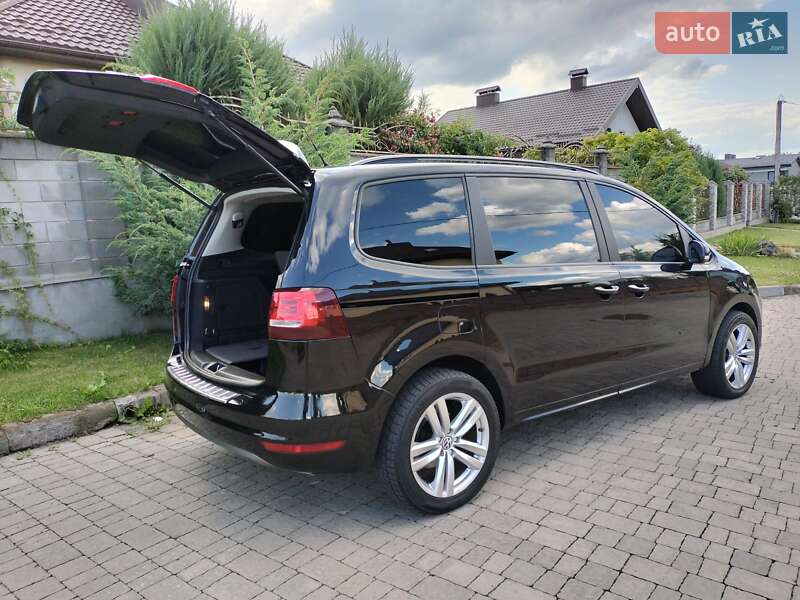 Мінівен Volkswagen Sharan 2016 в Рівному