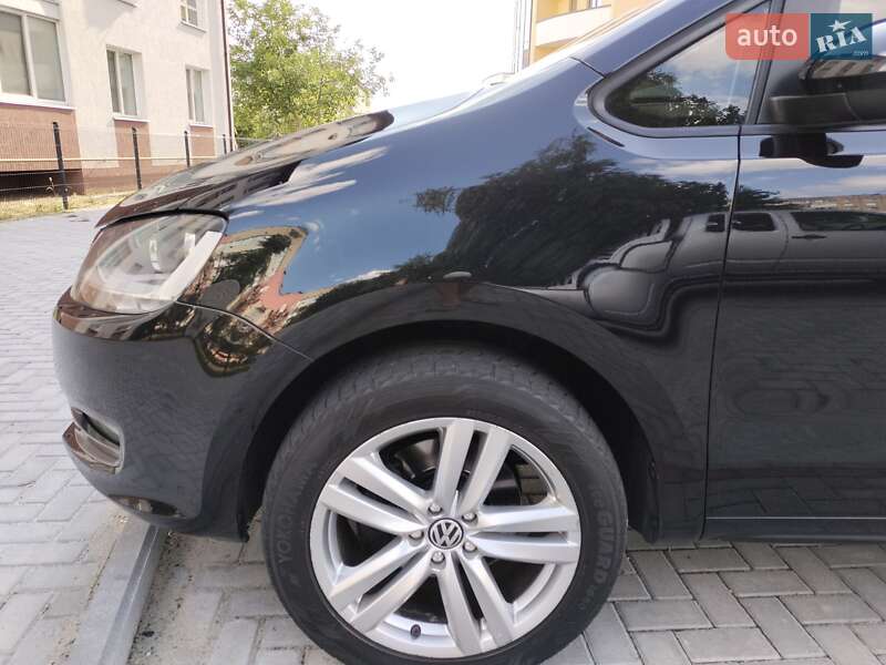 Мінівен Volkswagen Sharan 2016 в Рівному