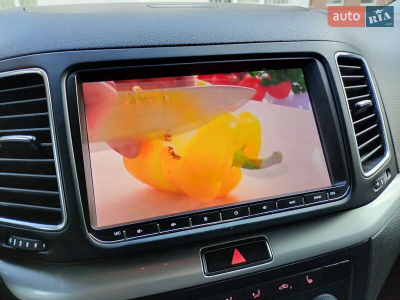 Мінівен Volkswagen Sharan 2016 в Рівному
