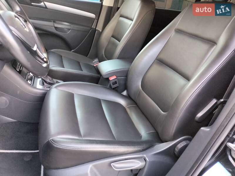 Мінівен Volkswagen Sharan 2016 в Рівному
