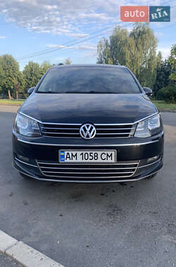 Мінівен Volkswagen Sharan 2012 в Житомирі
