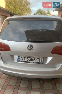 Минивэн Volkswagen Sharan 2013 в 