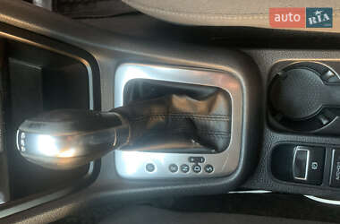 Минивэн Volkswagen Sharan 2013 в 