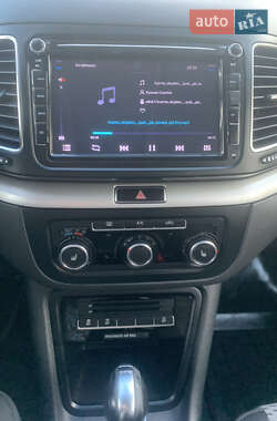 Минивэн Volkswagen Sharan 2013 в 