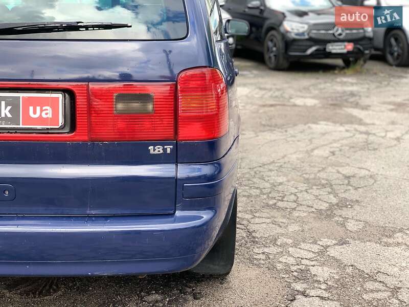 Минивэн Volkswagen Sharan 2001 в Виннице