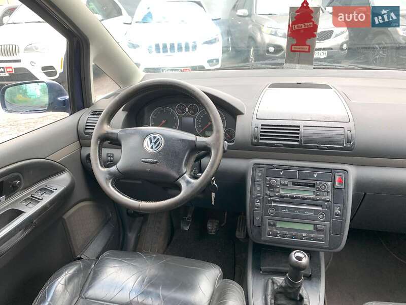 Минивэн Volkswagen Sharan 2001 в Виннице