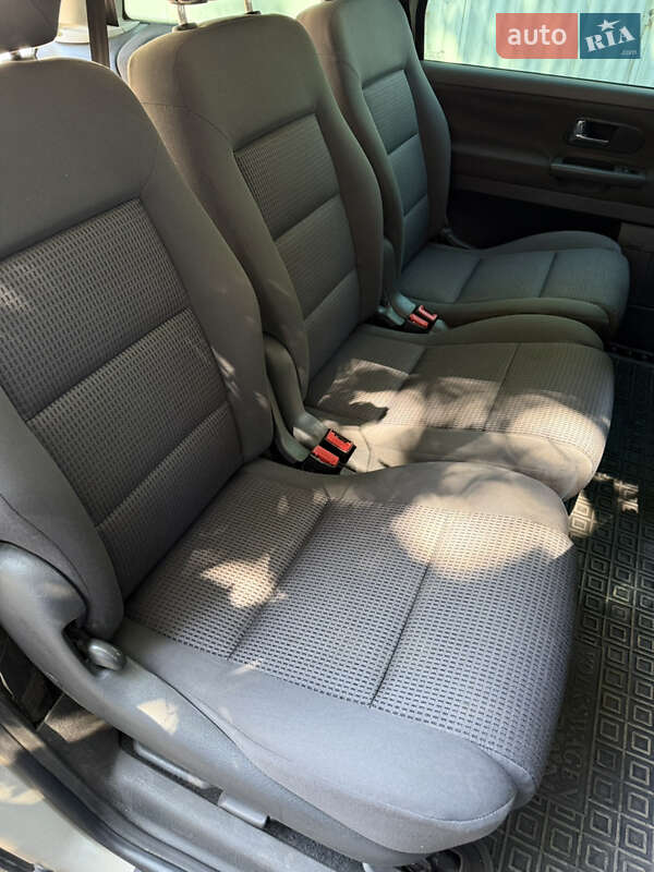 Минивэн Volkswagen Sharan 2007 в Одессе