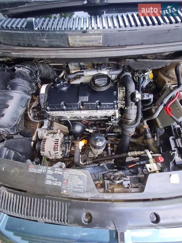 Минивэн Volkswagen Sharan 2002 в Шептицькому
