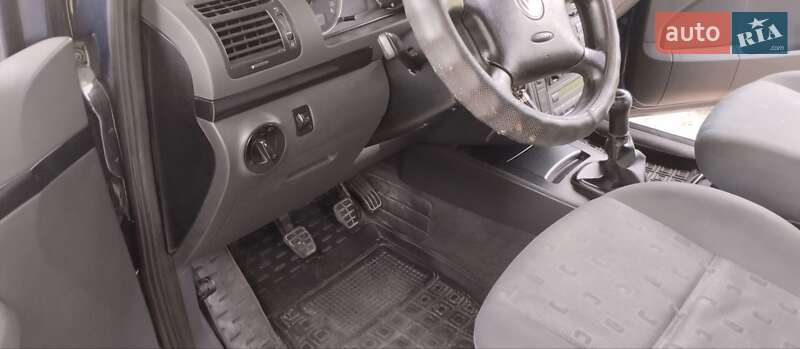 Минивэн Volkswagen Sharan 2004 в Львове