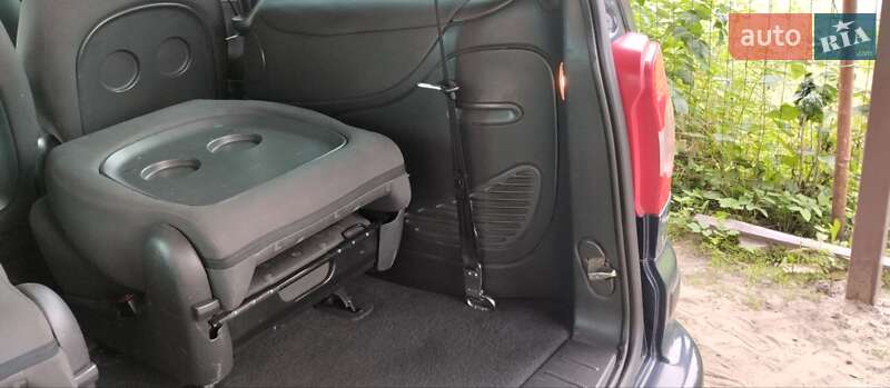 Минивэн Volkswagen Sharan 2004 в Львове