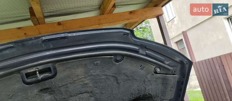 Минивэн Volkswagen Sharan 2004 в Львове