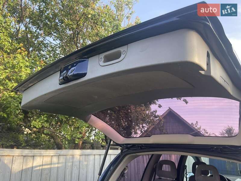 Минивэн Volkswagen Sharan 2002 в Черкассах