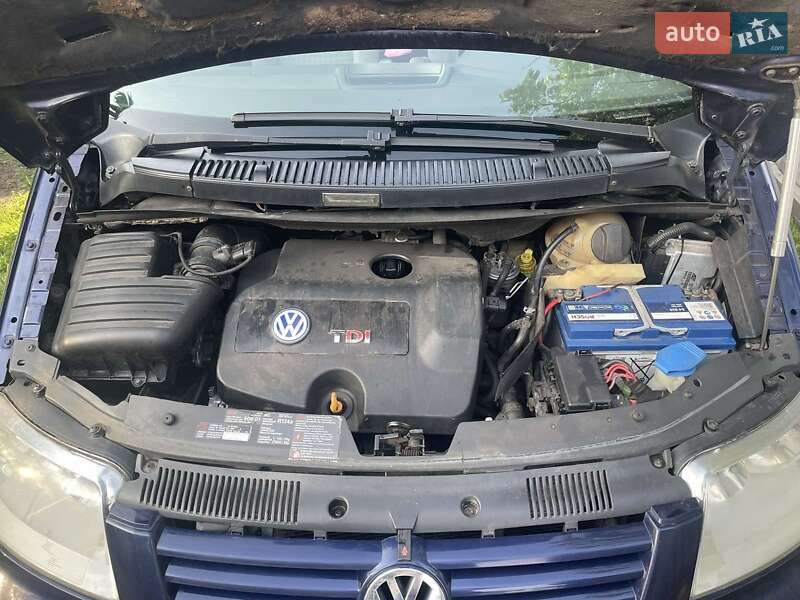 Минивэн Volkswagen Sharan 2002 в Черкассах