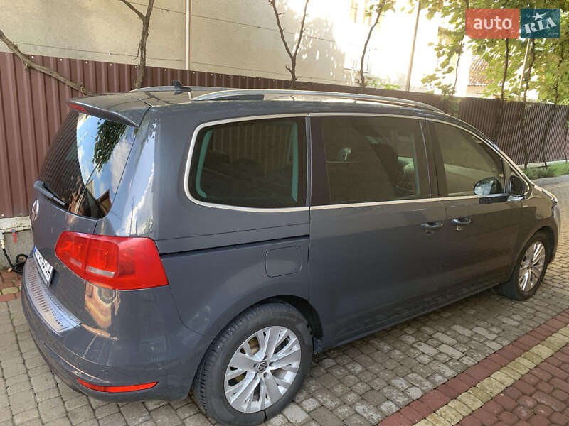Мінівен Volkswagen Sharan 2013 в Іршаві