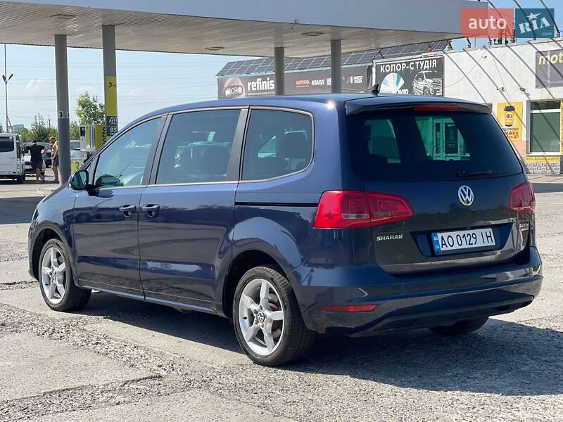 Минивэн Volkswagen Sharan 2013 в Ужгороде