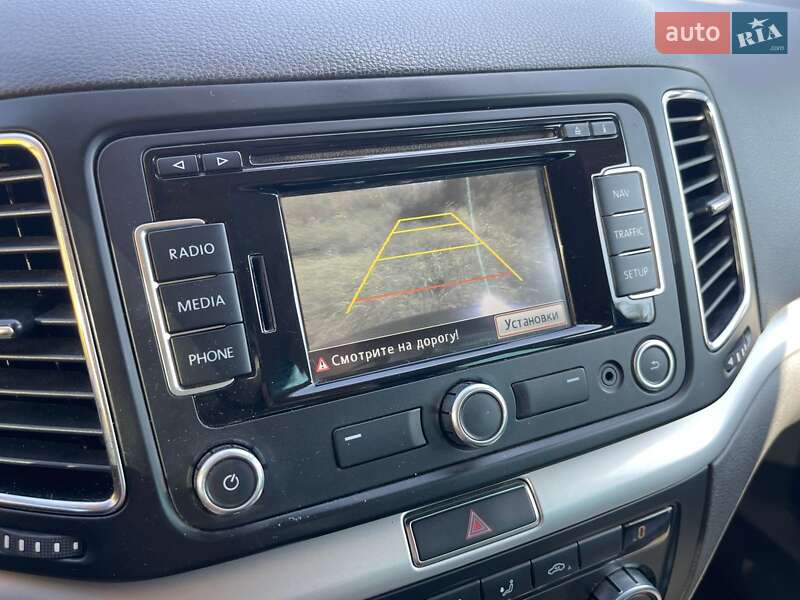 Минивэн Volkswagen Sharan 2013 в Ужгороде