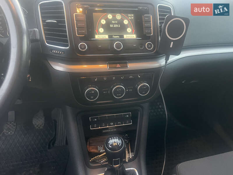 Минивэн Volkswagen Sharan 2014 в Николаеве