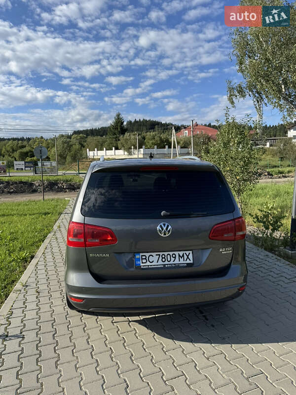 Мінівен Volkswagen Sharan 2012 в Львові