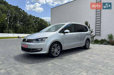 Минивэн Volkswagen Sharan 2017 в 