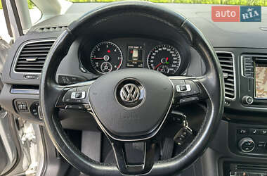 Минивэн Volkswagen Sharan 2017 в 