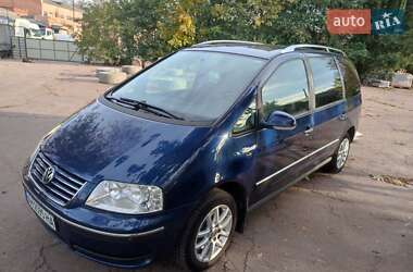 Минивэн Volkswagen Sharan 2007 в Чуднове